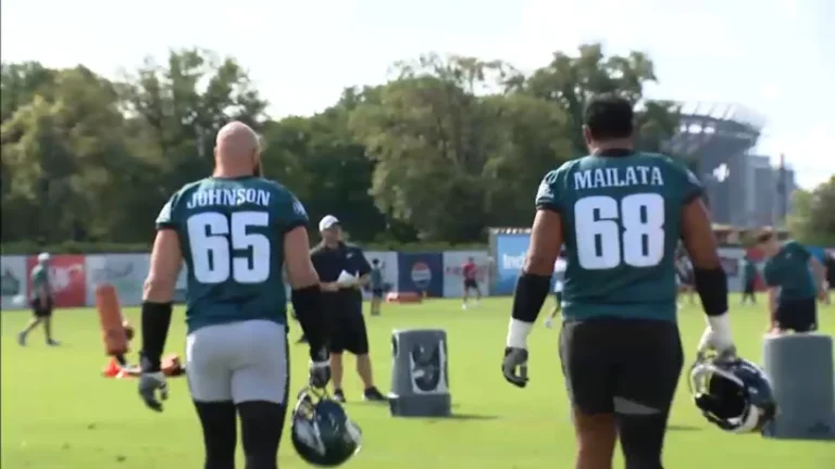 Lane Johnson Eagles Training Camp