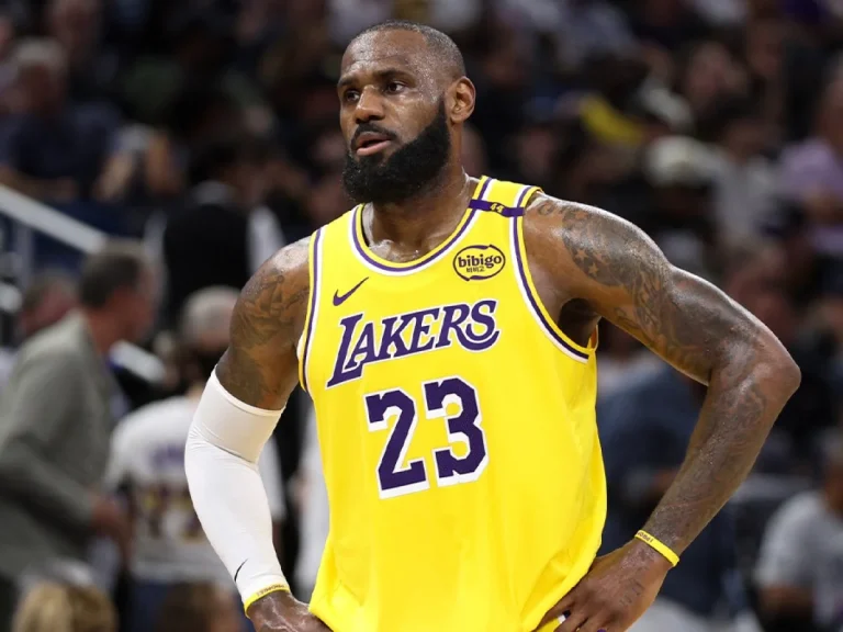 LeBron James Knicks potential buyout