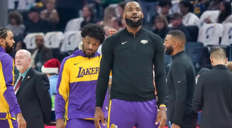 LeBron James praises Bronny James