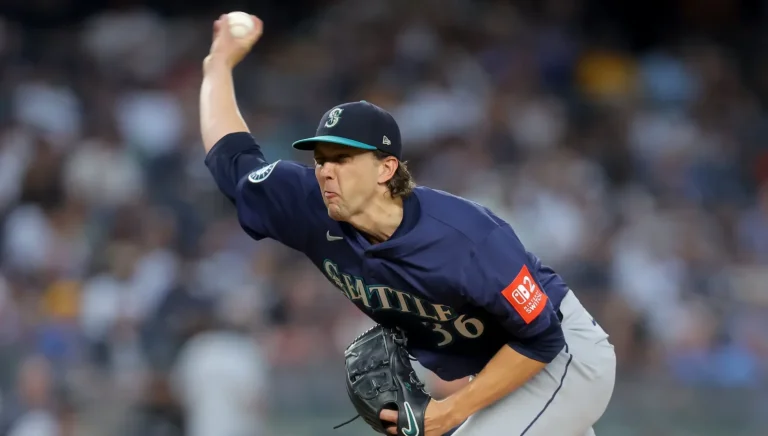 Logan Gilbert Mariners rainy night struggle