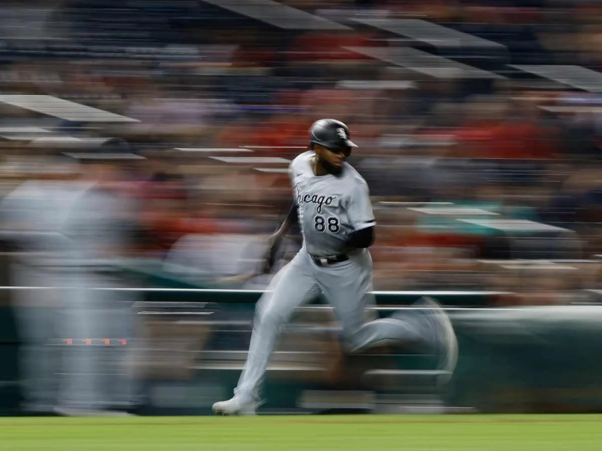 Luis Robert Jr. White Sox Return
