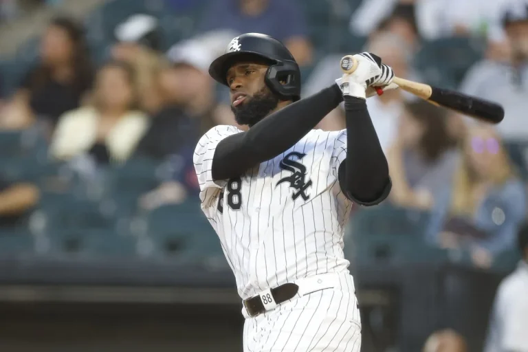 Luis Robert Jr. White Sox Trade