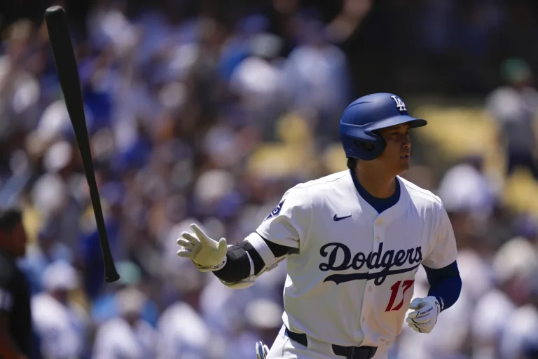 Mookie Betts Dodgers absence mystery