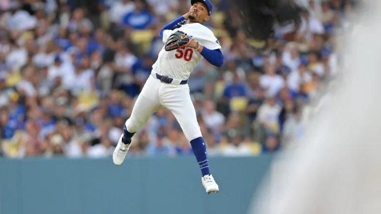 Mookie Betts struggling 2025 season