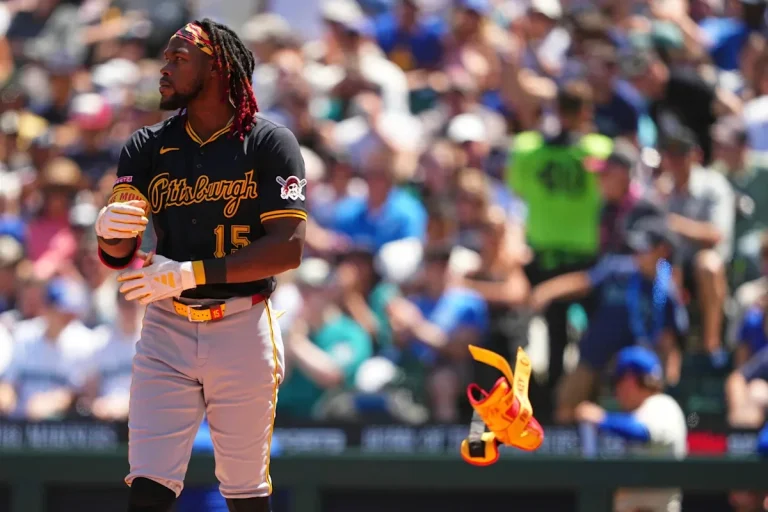 Oneil Cruz 105 MPH throw