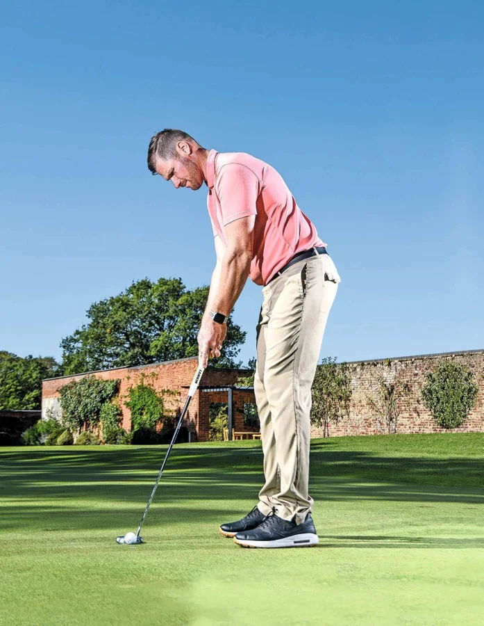 PGA Tour pro eyes closed putting