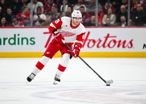 Patrick Kane’s Unique Stick Taping with Puck Marks Boosted His Goal Game — Here’s How He Does It