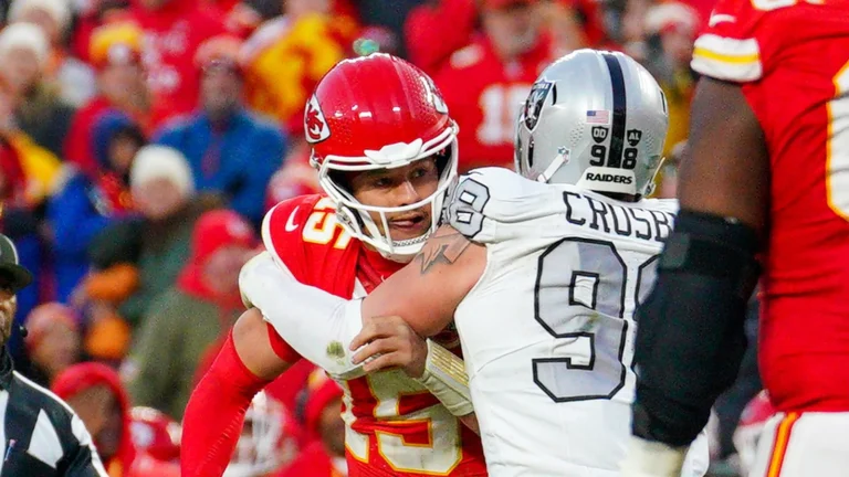 Patrick Mahomes Maxx Crosby rivalry