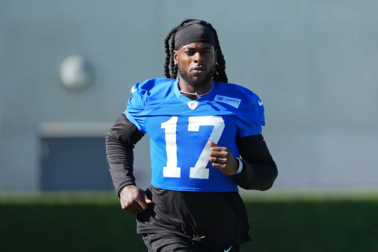 Puka Nacua 2000 yards race