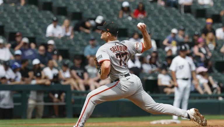 Rafael Devers Giants Wild Card