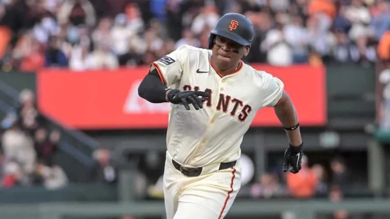 Rafael Devers Giants snub controversy
