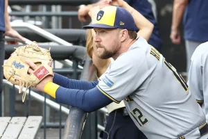 Rhys Hoskins Targets Mid-August Return After Thumb Injury, Out for Roughly Six Weeks