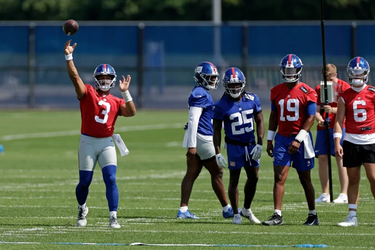 Russell Wilson Giants offseason practice