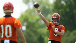 Cincinnati Bengals’ 318-Pound Star Impresses Sean Strickland, Receives Surprising UFC Invite After Epic Matchup