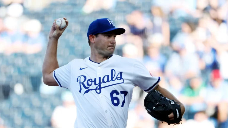 Seth Lugo Royals contract extension
