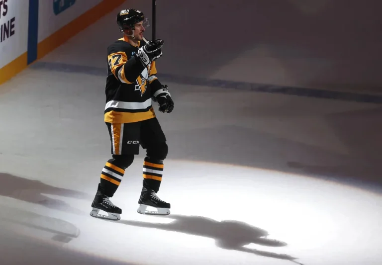 From Teen Prodigy to NHL Legend: Sidney Crosby’s Extraordinary Career Highlights in 20 Seasons From Teen Prodigy to NHL Legend: Sidney Crosby’s Extraordinary Career Highlights in 20 Seasons