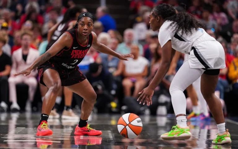 Sophie Cunningham praises Aari McDonald