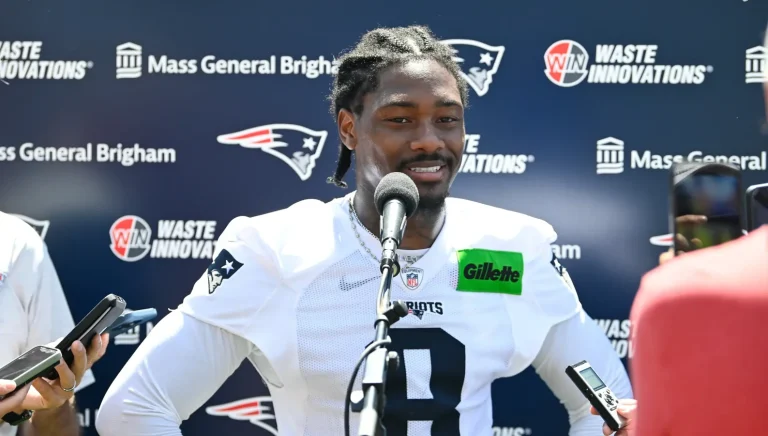 Stefon Diggs playful Patriots training