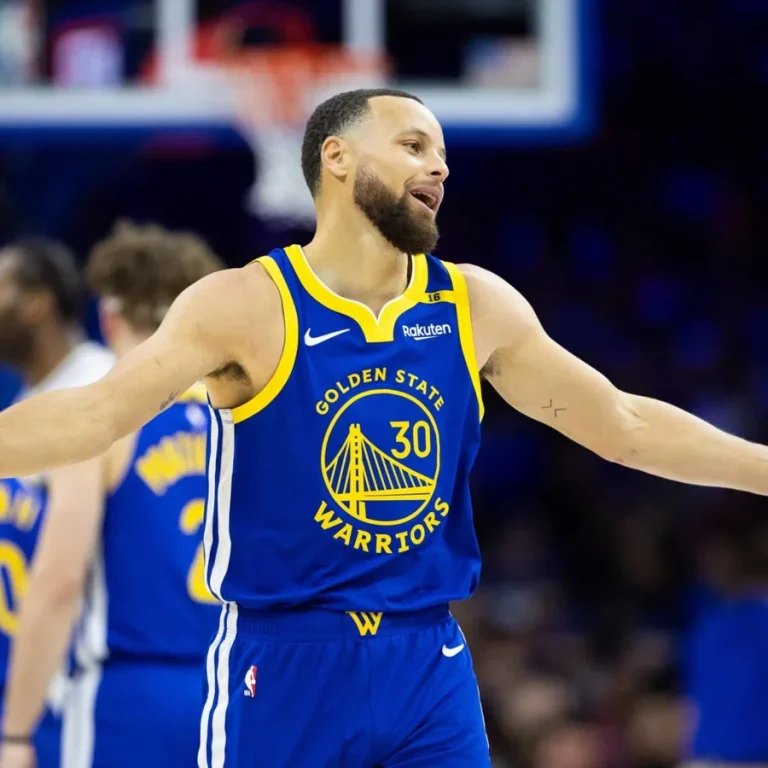 Stephen Curry NBA player compensation