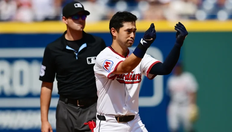 Steven Kwan Cleveland Guardians trade