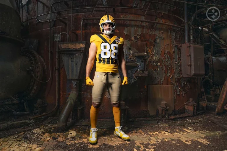 T.J. Watt record contract extension