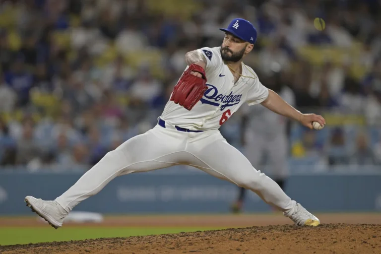 Tanner Scott Dodgers elbow injury