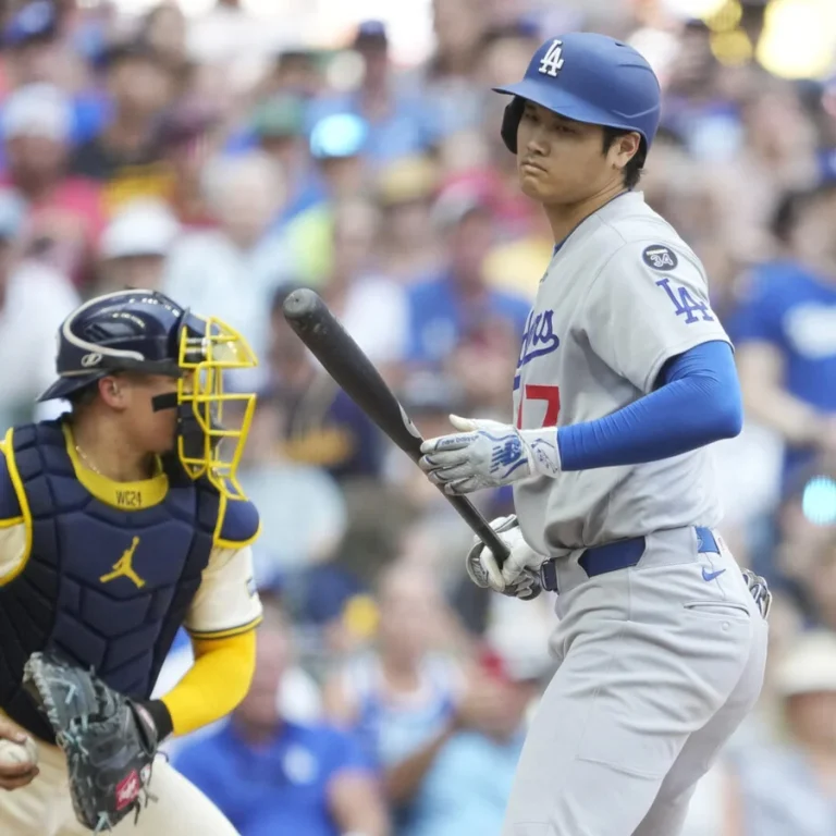 Tanner Scott blown save loss