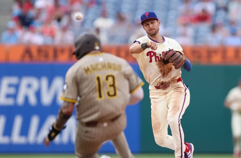 Trea Turner 300th stolen base milestone