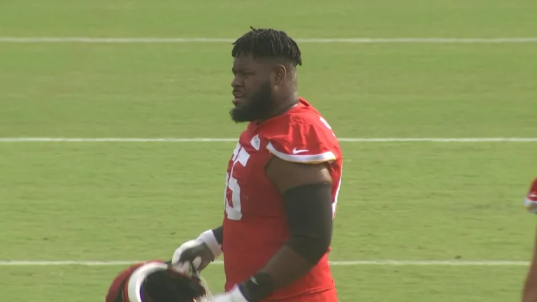 Trey Smith contract negotiations update