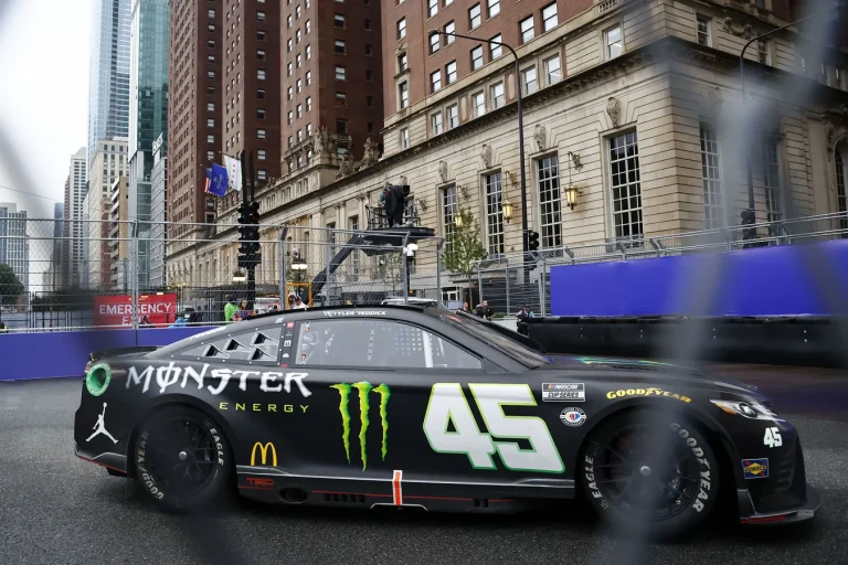 Tyler Reddick Chicago Race