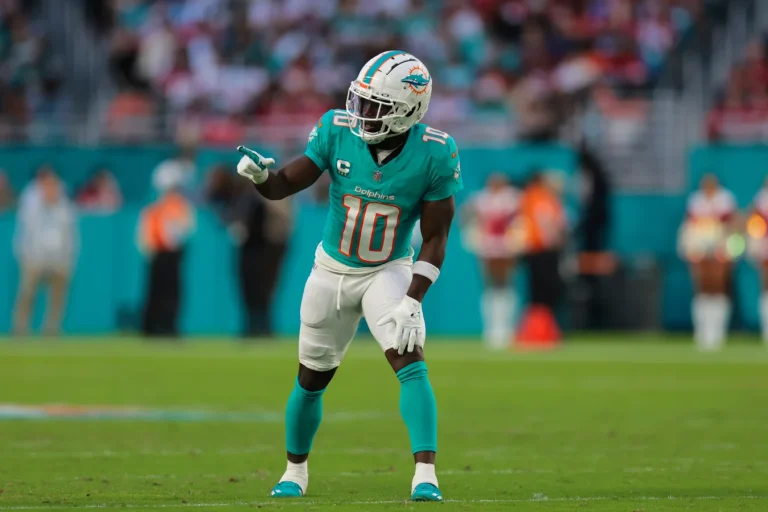 Tyreek Hill leadership Miami Dolphins