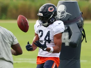 Dennis Allen Sparks Intense Competition for Bears’ Tyrique Stevenson at Cornerback Spot