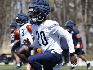 Tyrique Stevenson’s Starting Role Threatened as Rookie Zah Frazier Sparks Intense Bears Battle
