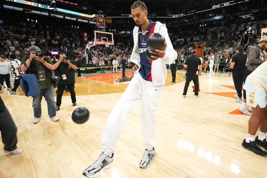 Victor Wembanyama viral NBA soccer clip