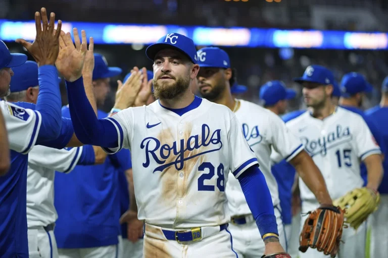 Vinnie Pasquantino Royals offense surge