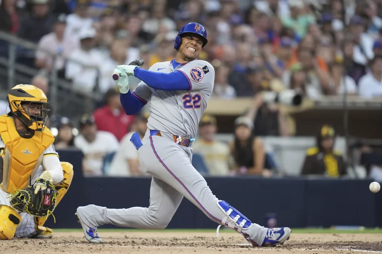 Vinnie Pasquantino Royals playoff hopes