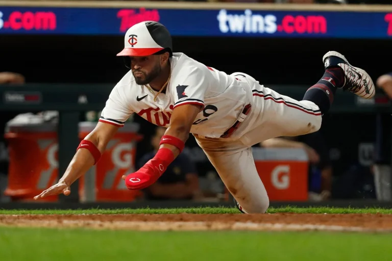 Willi Castro Cubs trade backup