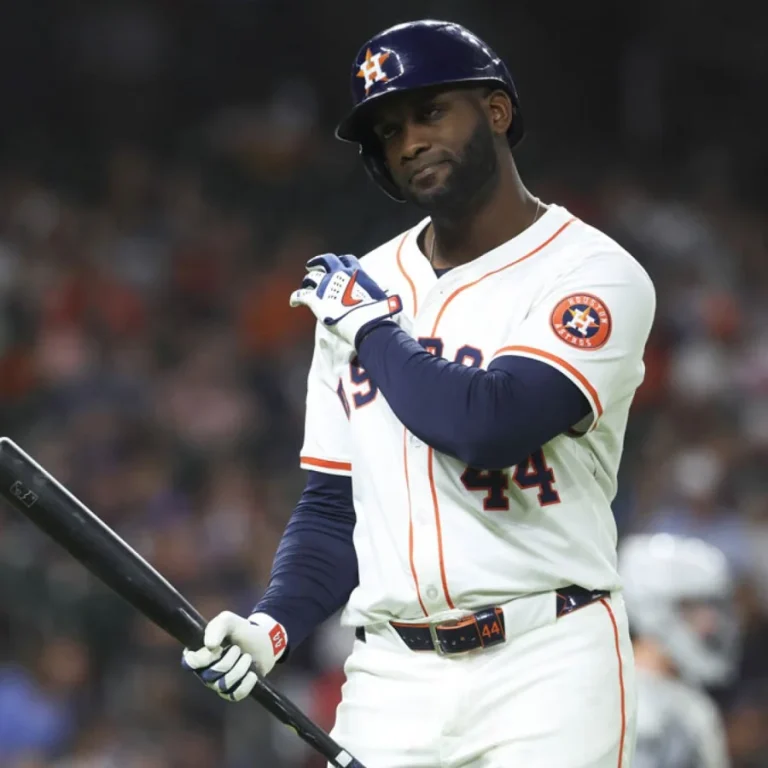Yordan Alvarez Astros playoff comeback