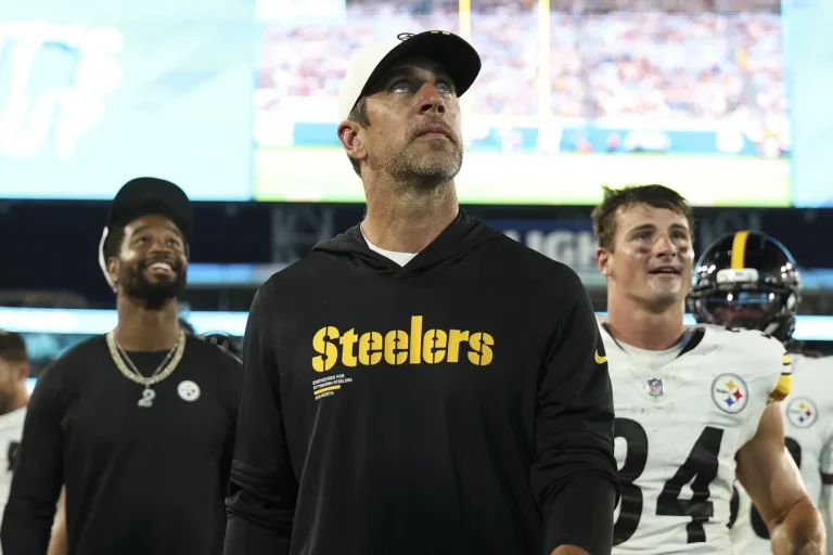 Aaron Rodgers leadership and discipline