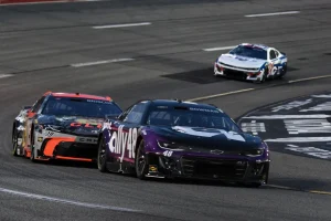 Kevin Harvick Warns Alex Bowman Must Win at Daytona or Risk Losing Playoff Spot After Dillon’s Richmond Victory