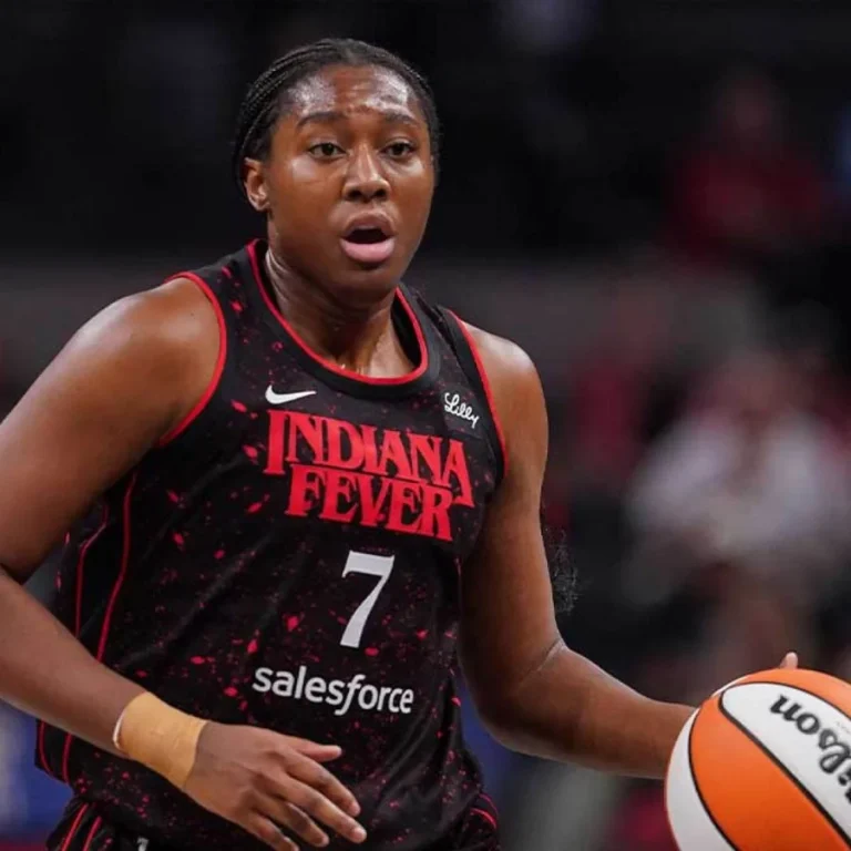 Aliyah Boston leads Fever offense