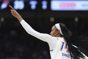 Alyssa Thomas Sets WNBA Triple-Double Record in Mercury Win