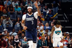 NBA Analyst Warns: Anthony Davis’ Injury Comeback Could Make Mavericks a Title Threat in 2025-26 Season