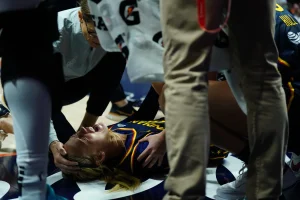 Arike Ogunbowale Out Tonight with Knee Injury: What It Means for Dallas Wings vs. Sparks Betting