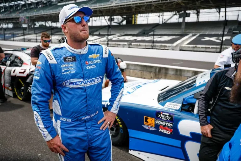 Austin Cindric 2025 net worth