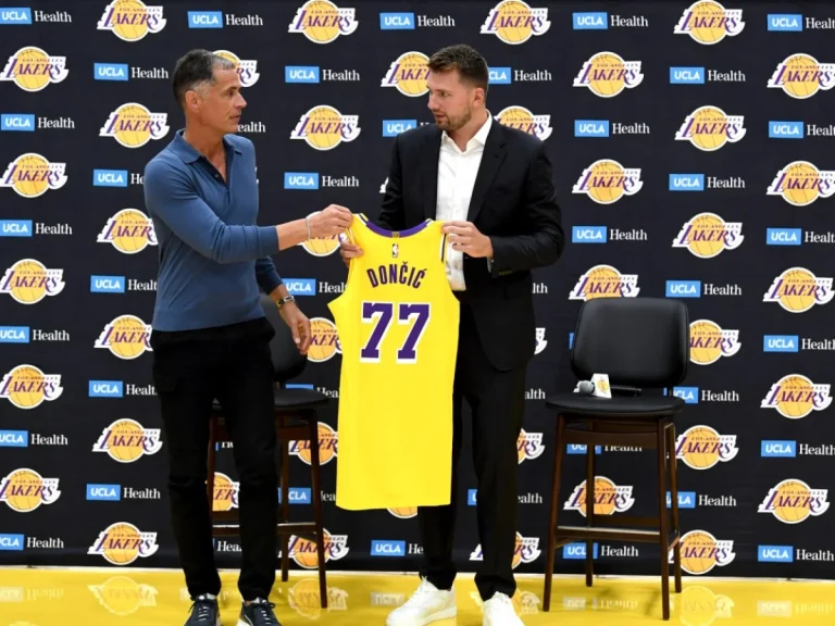 Austin Reaves Lakers $30M contract