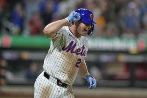 Braves’ Austin Riley Injury Update: Snitker Confirms No Return This Week Amid Disappointing Season