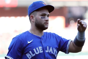 Bo Bichette Free Agency Predictions: Blue Jays Likely Out as NL East Teams Eye Shortstop Bargain