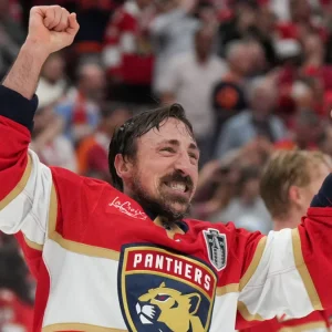 Brad Marchand’s Six-Year $31.5M Panthers Contract Sparks Debate Among NHL Analysts