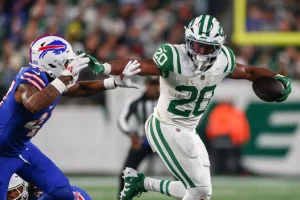 Jets RB Breece Hall Signals Comeback Amid Rookie Praise for Dolphins’ Ollie Gordon II and Patriots’ TreVeyon Henderson